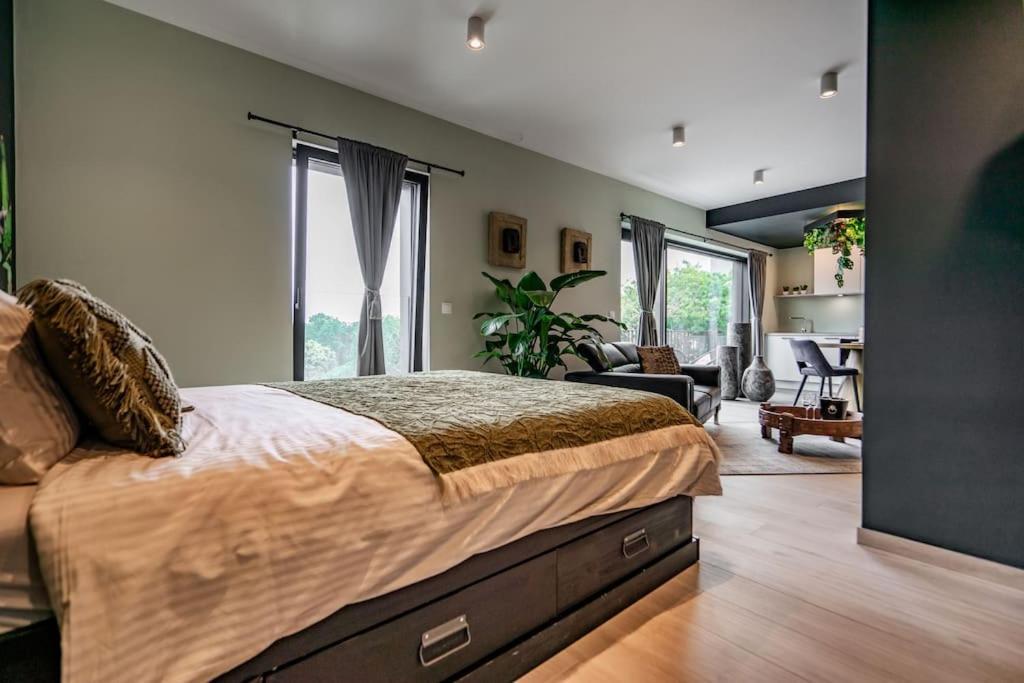 La Suite Ara, Avec Sauna Liege Bagian luar foto